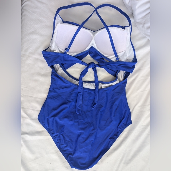 NWOT One Piece Swimsuit Tummy Control Cutout High Waisted/Wrap - Picture 4 of 9